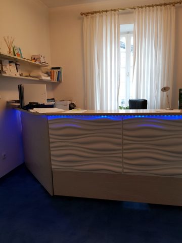 Magnetstimulationszentrum in Wolfratshasuen - Praxis Dr. med. Oliver Seemann - Empfang